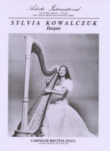 Harpist Sylvia 034